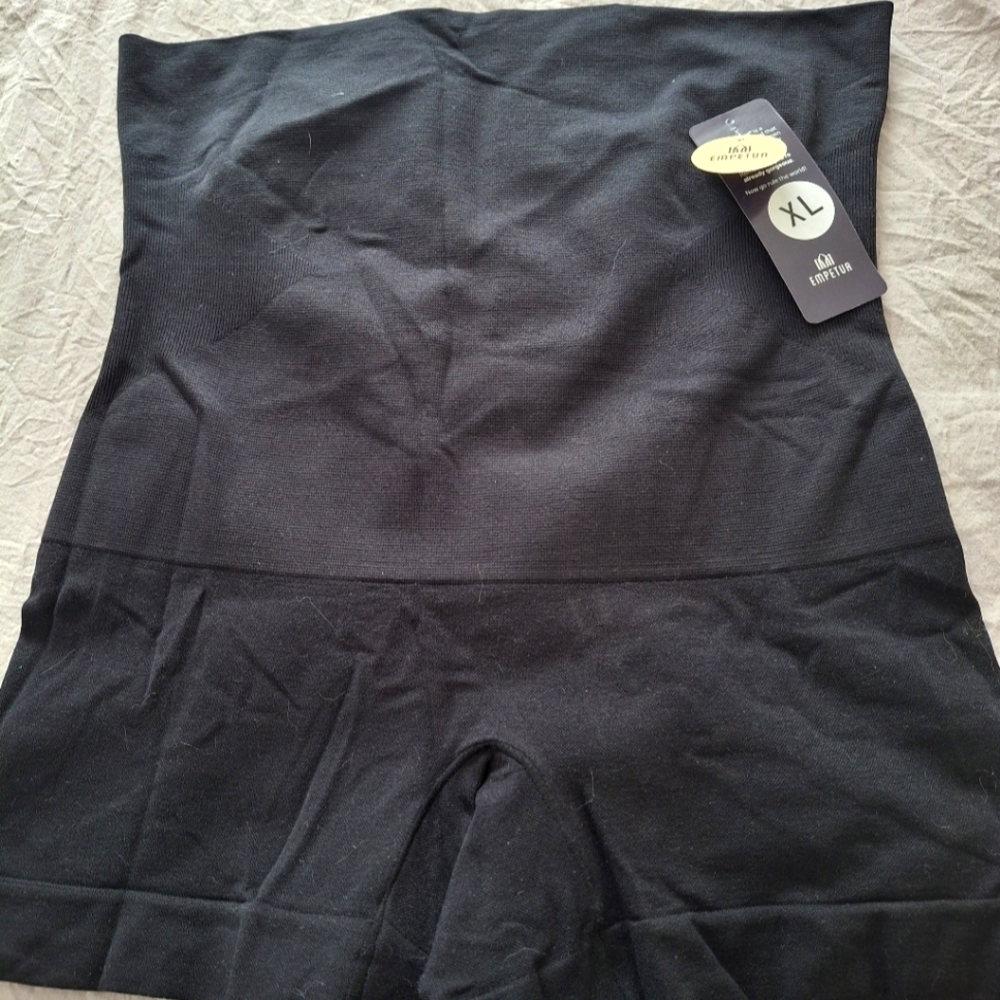 Black High-Waisted Shapewear Shorts XL